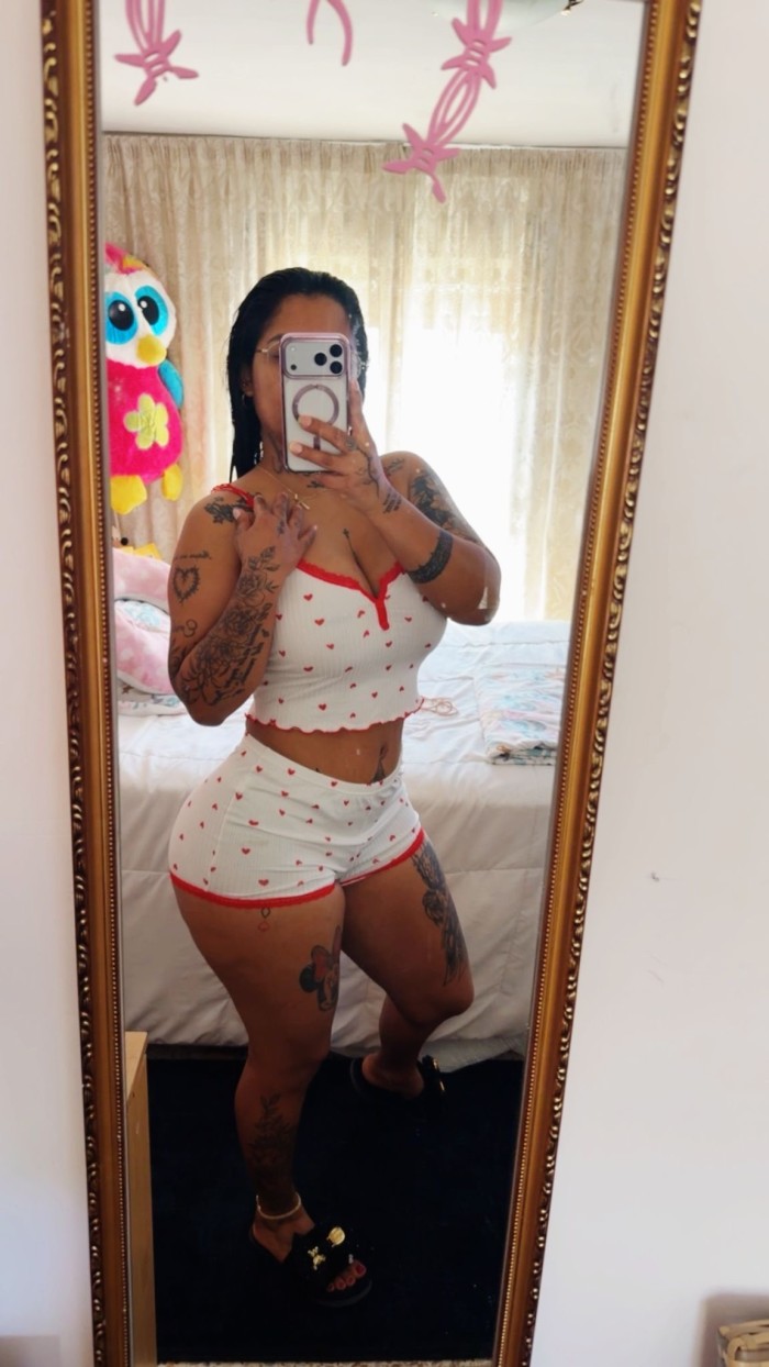 Muy sexy y linda dama de compañía