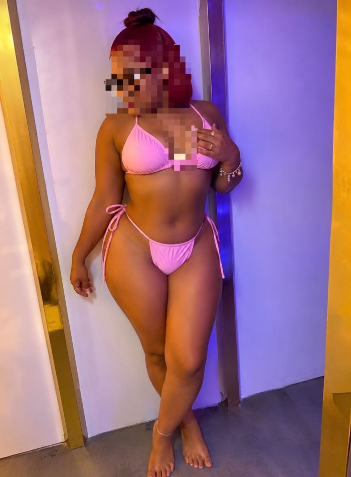 Nicole ardiente y fogosa