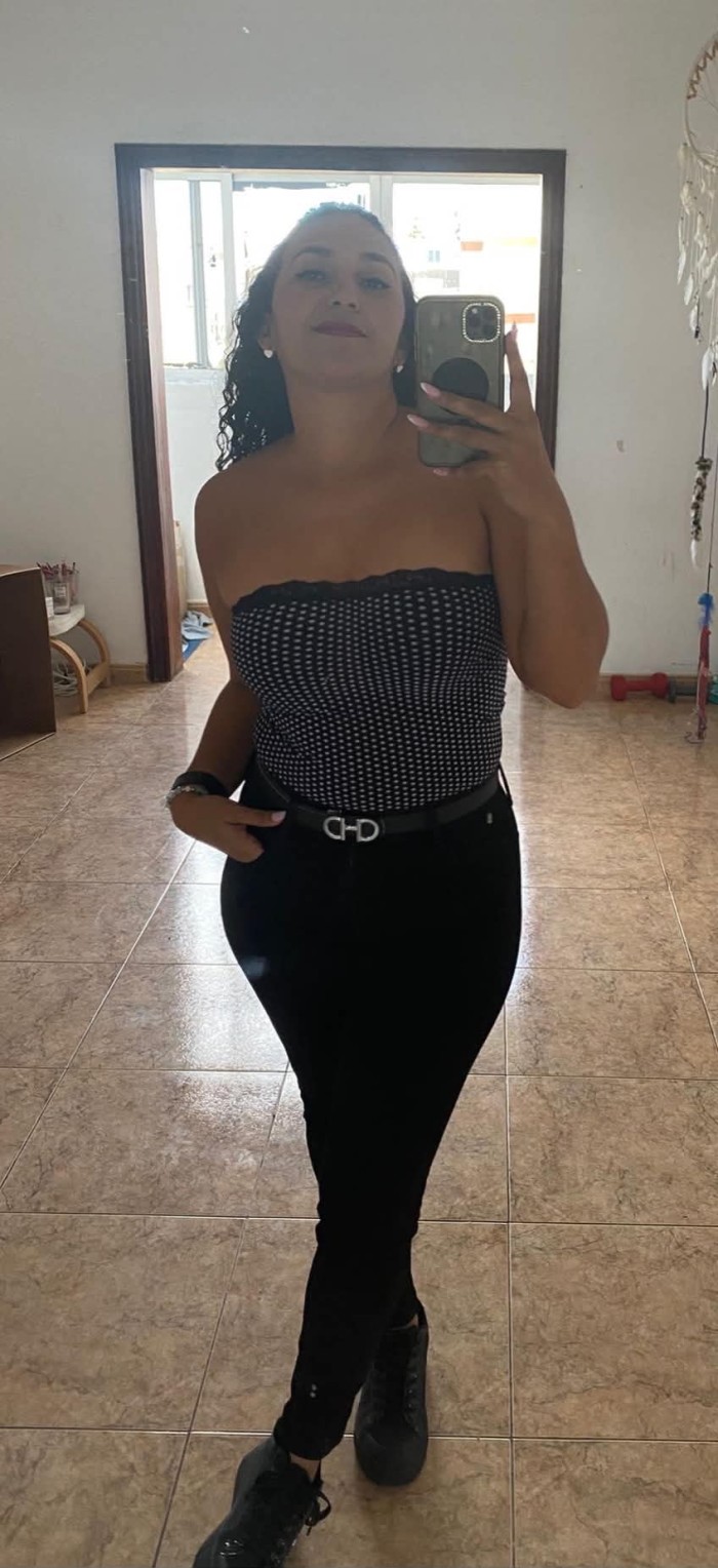 Madurita explosiva, ESCRIBEME DISPONIBLE24H