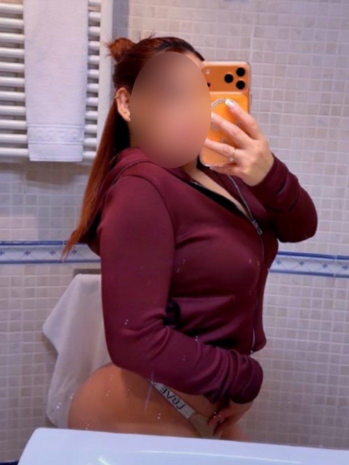 PAMELA JOVENCITA CALIENTE MORBOSA 24H FIESTERA SALIDAS SANT FELIU GUIXOLS