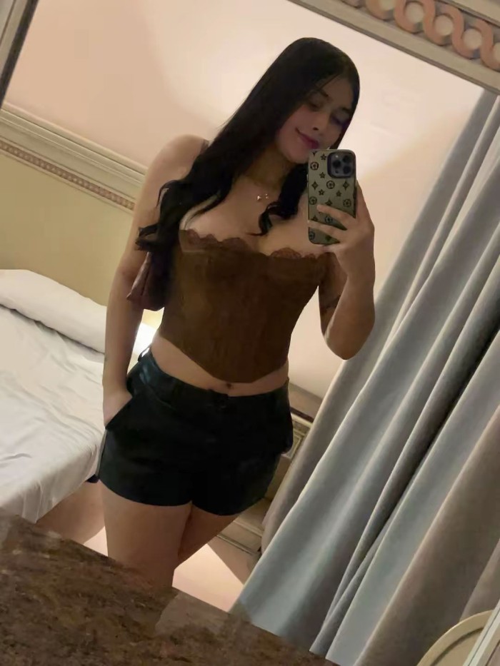 EN MURCIA ESCORT VENEZOLANA ARDIENTE FIESTERA