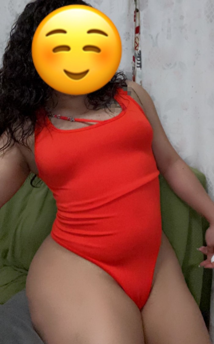 Ven y disfruta de una rica chupada
