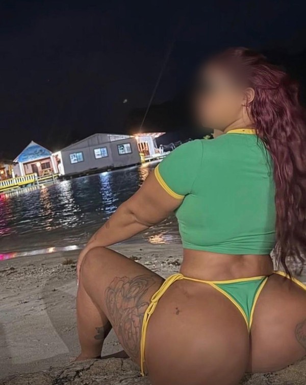 DOMINICANA DE LUJO IMPRESIONANTE