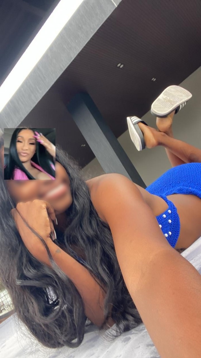 EROTICA ADICTA AL SEXO CACHONDA