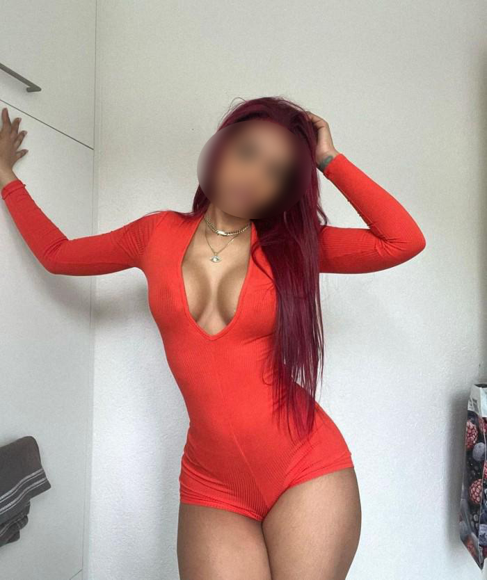 JESSY NOVEDAD CARIÑOSA IMPLICADA FIESTERA SALIDAS DISCRETA