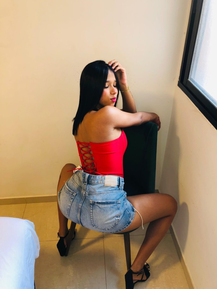 NOVEDAD JOVENCITA CON GANAS DE SEXO A FULL EN JAEN
