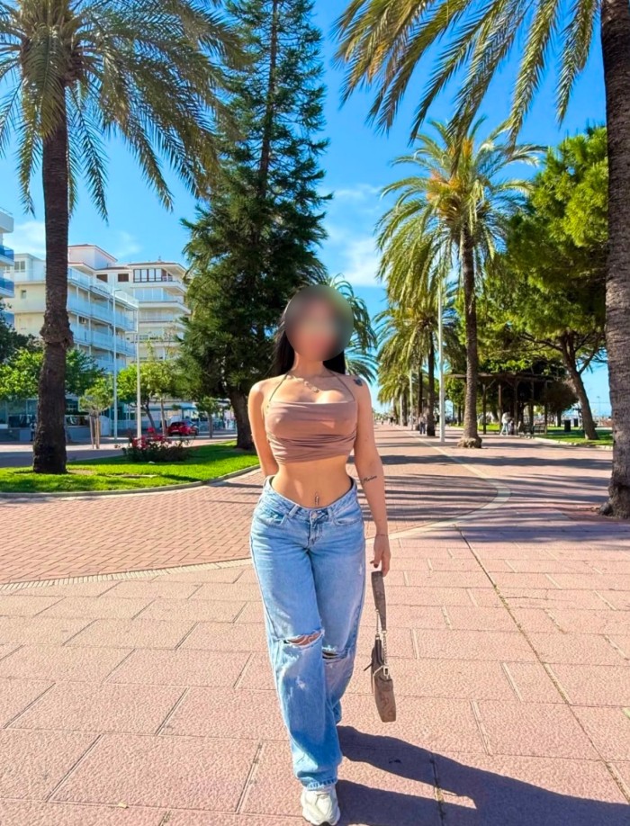 613360730 sensual adictiva y muy complaciente. en San Isidro