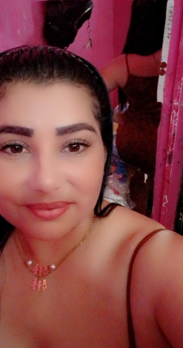PRECIOSA Y MUY SENSUAL CUARENTONA PARA QUE DISFRUT