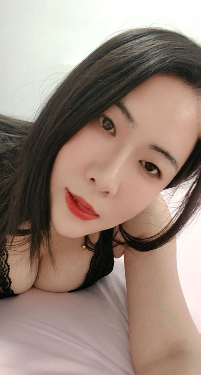 NINI, ASIÁTICA PRECIOSA UN BOMBÓN ORIENTAL