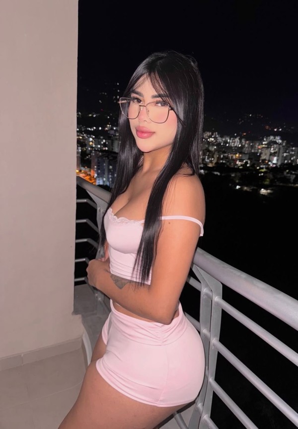 LUJOSA CHICA PRIMERA VEZ EN FUENLABRADA