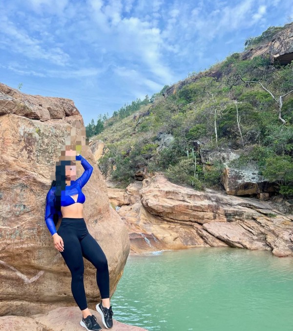 VENEZOLANA RECIÉN LLEGADA FIESTERA