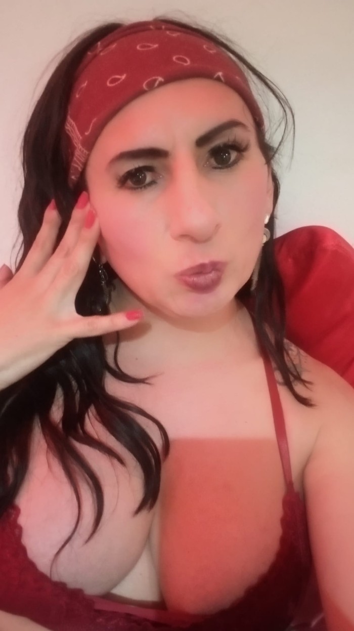 AUTENTICA TRANS GUAPISIMA Y MUY VERSATIL NOVEDAD