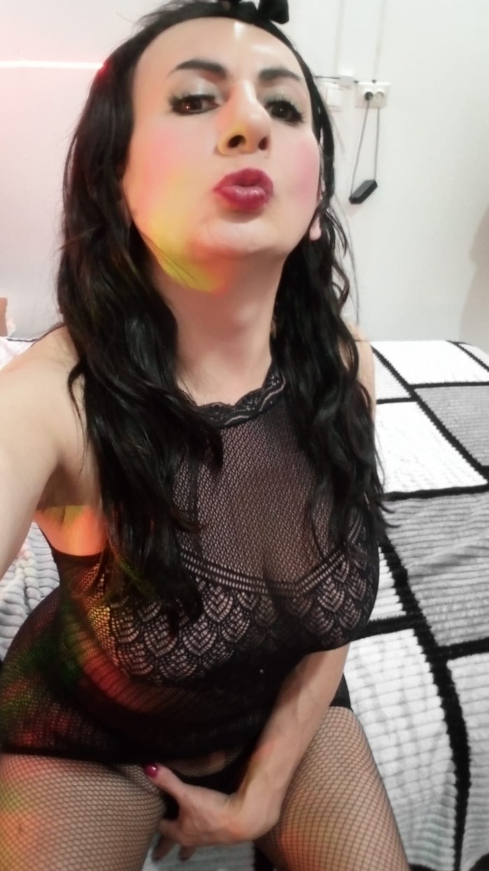 AUTENTICA TRANS GUAPISIMA Y MUY VERSATIL NOVEDAD