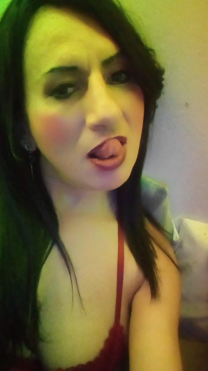AUTENTICA TRANS GUAPISIMA Y MUY VERSATIL NOVEDAD