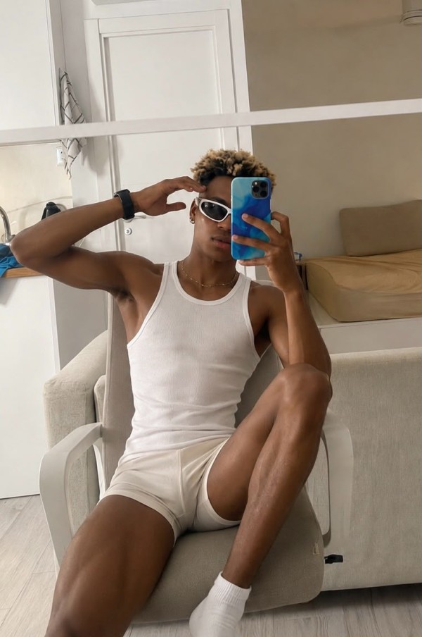 CHICO REAL Y COMPLETO PRA CUMPLIR TODAS TUS FANTAS