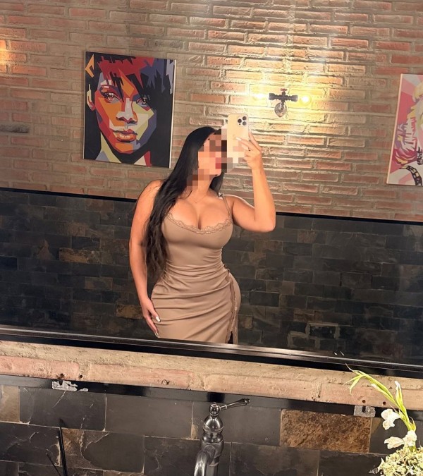 Jasmine juguetona sumisa y dominante