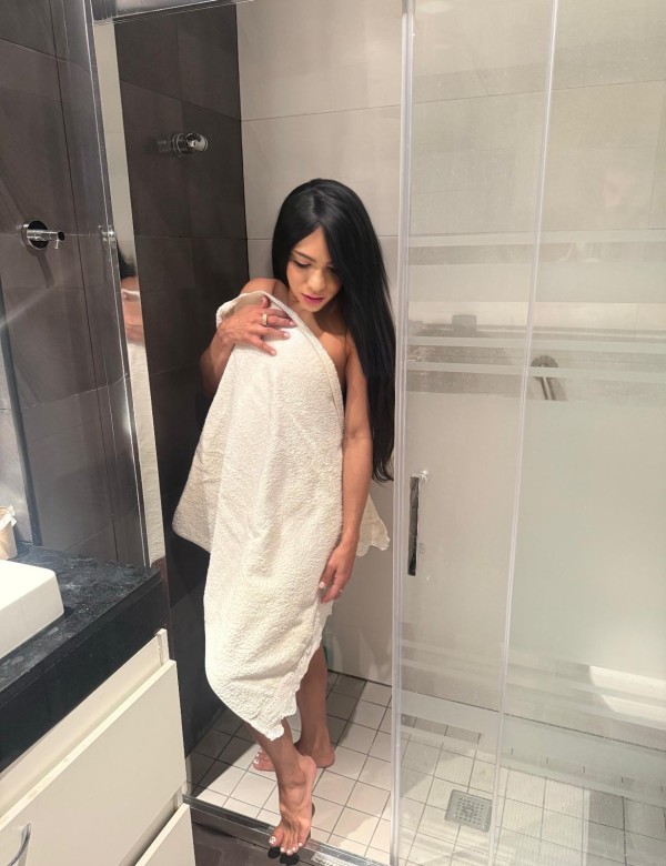 Pamela Marquesa trans colombiana 23 años soy  me gusta la fiesta