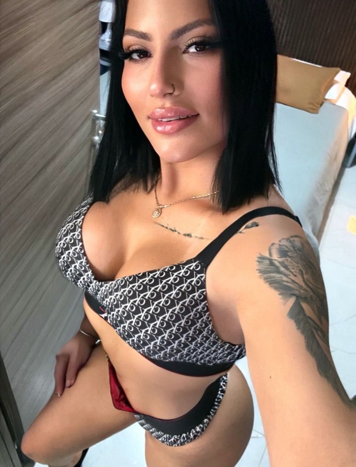 PROVOCATIVA, ATREVIDA Y SEXY LATINA, 642702186
