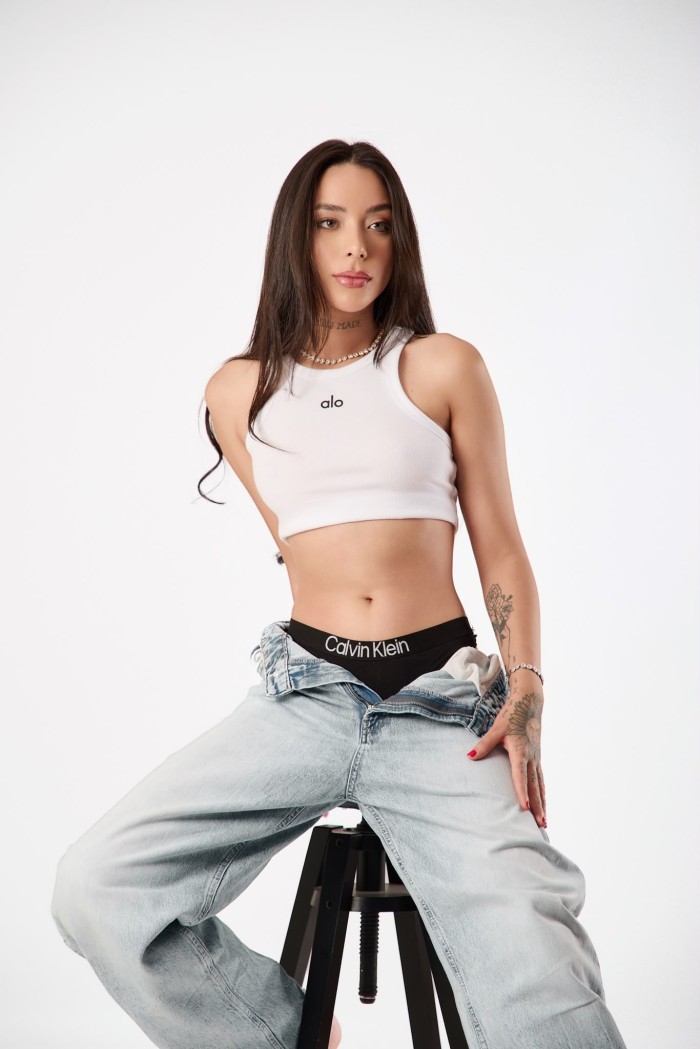 DELICIOSA IMPLICADA EXQUISITA DESEOSA DE PLACER