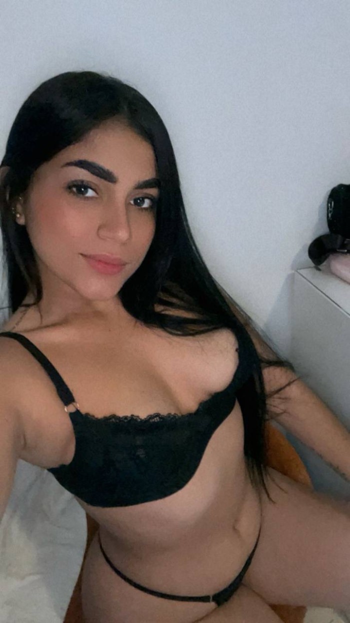 Linda costeñita recién llegada de vacaciones