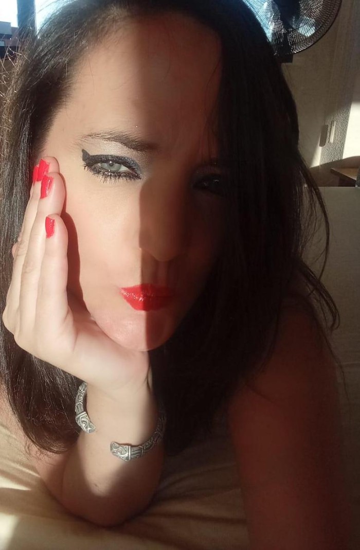SOY TU DULCE PECADO. HOY ESTOY CON GANAS DE TODO. FOLLAME .. FIESTERA