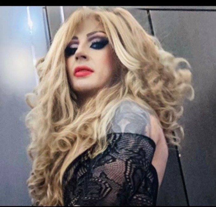NIKOL DE LA VEGA, TRANS MUY VICIOSA