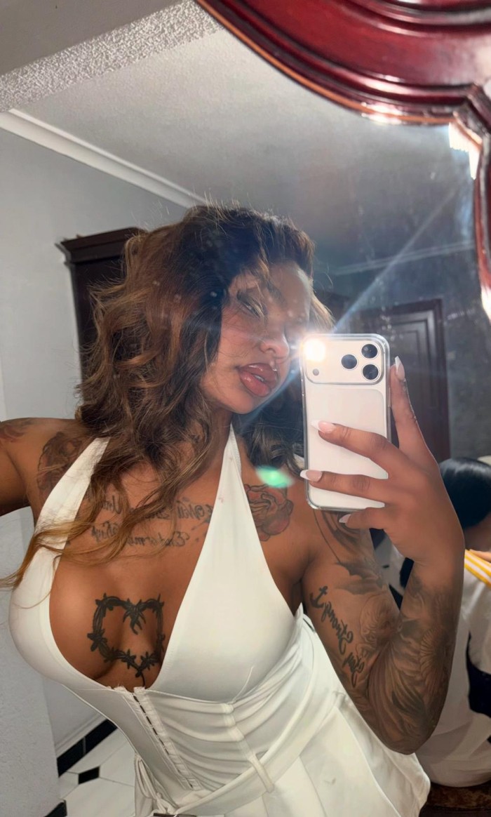 Trans colombiana bella y muy dulce
