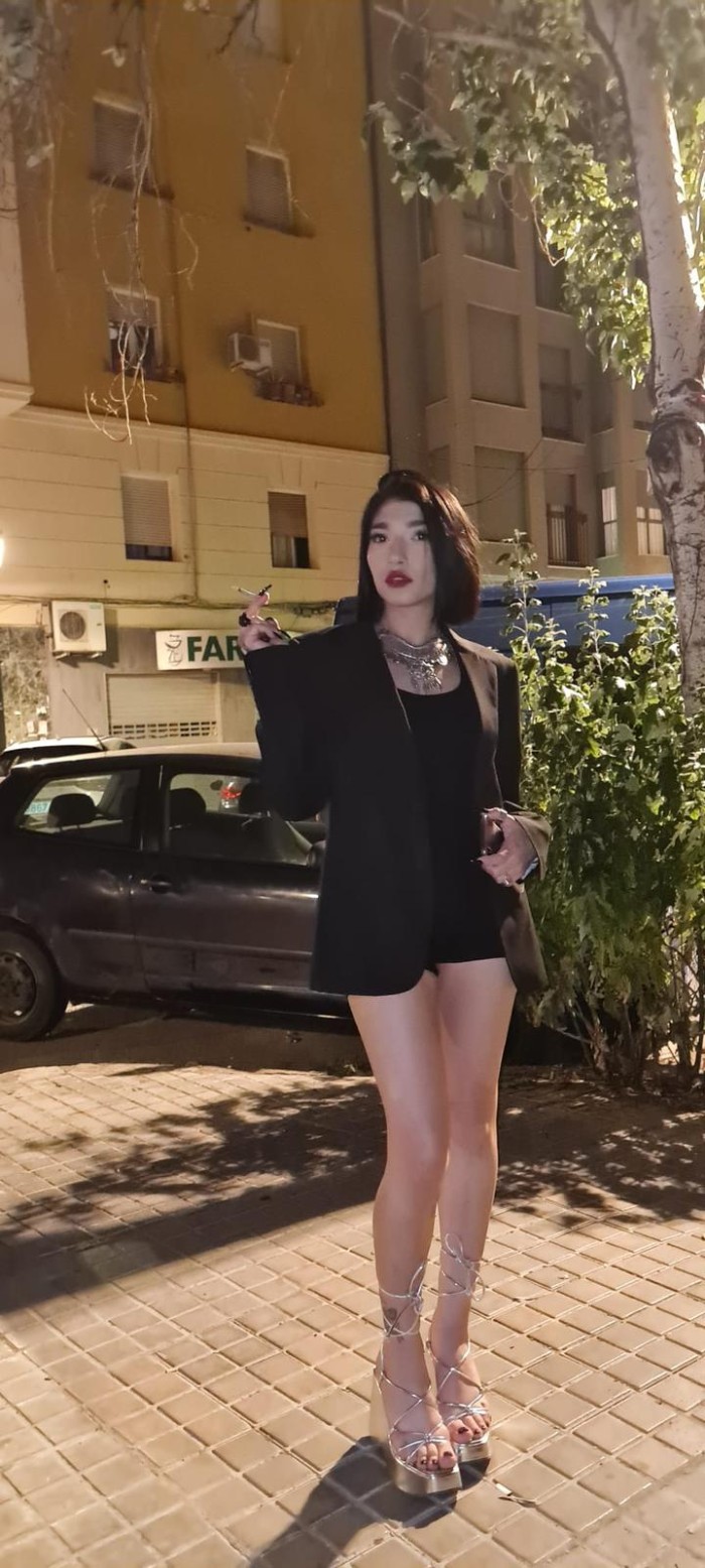 4 AMIGAS TIERNAS FIESTERAS CACHONDAS