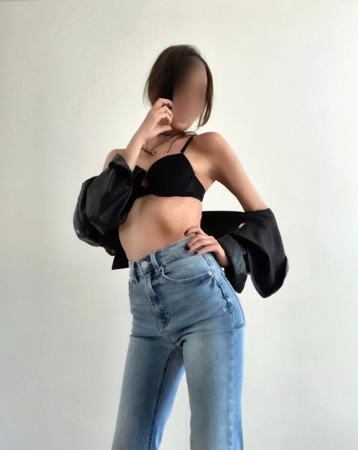 SUPER NOVEDAD CAMILA MEXICANA! CARIÑOSA IMPLICADA EN VALLADOLID