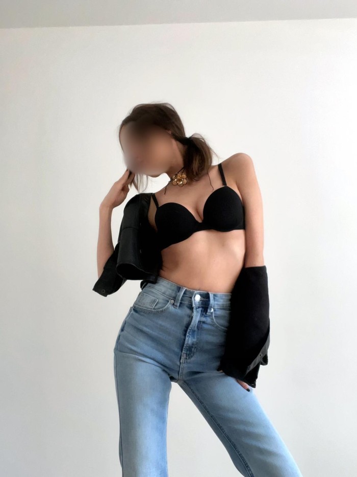 SUPER NOVEDAD CAMILA MEXICANA! CARIÑOSA IMPLICADA  EN VALLADOLID