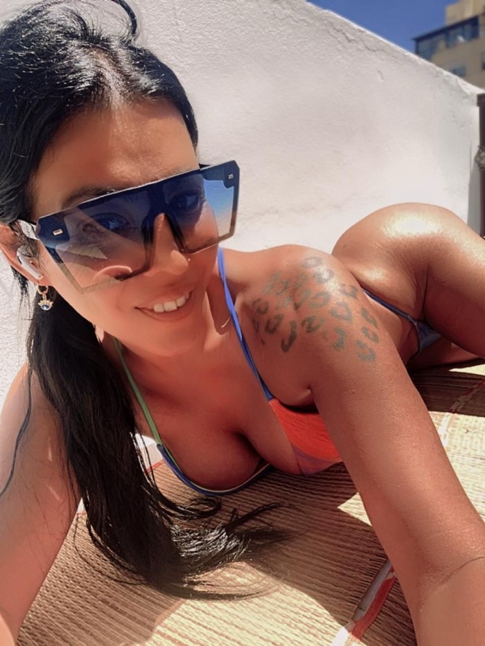AGUSTINA GONZAGA  HERMOSA CHICA TRANS EN IBIZA