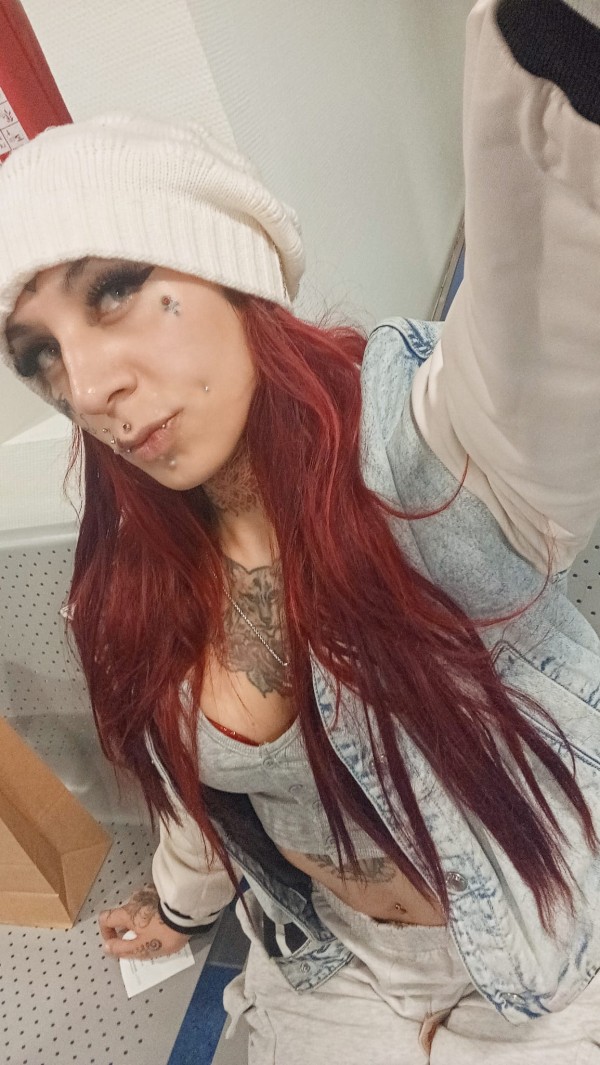 ENG lengua Doble, 18cm, Qlona, tattoos, auténtica
