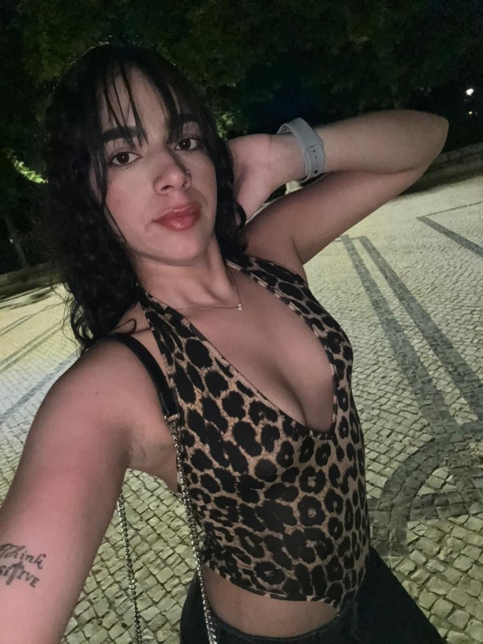 BELLEZA IRRESISTIBLE QUE TE HARÁ VIBRAR 612255352