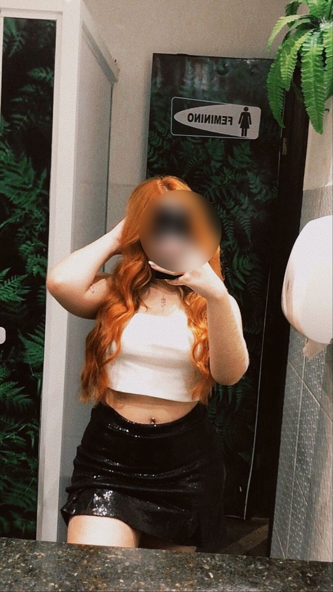 La pelirroja más cañera 30rosas