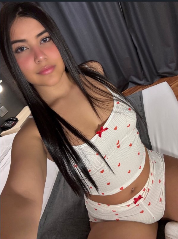 Bonita joven enrollada en Sabadell