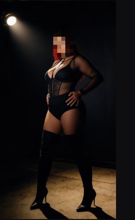 Jovencita latina cachonda besucona fiestera