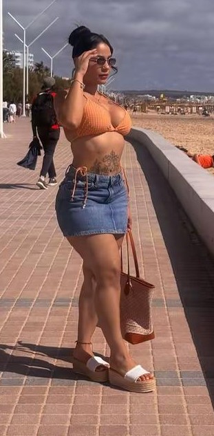 LUCIANA COLOMBIANA CON GANAS DE TODO….