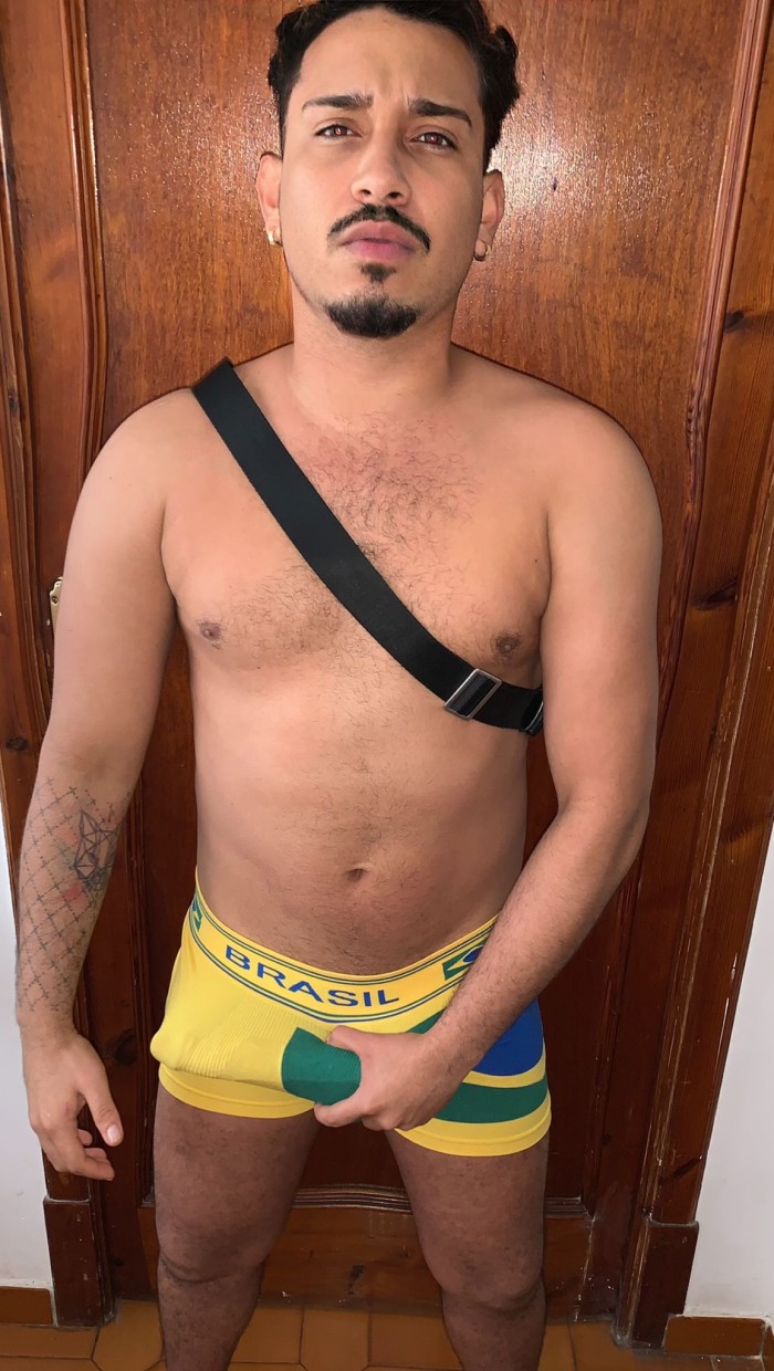 DAMIAN MACHO ACTIVO BISEXUAL DOMINANTE