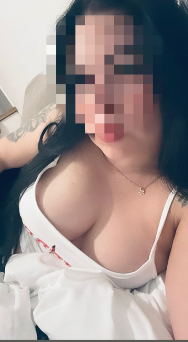 ARDIENTE NOVEDAD FIESTERA JOVENCITA 24 AÑOS