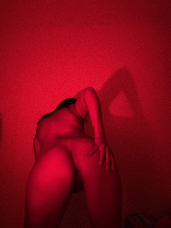 Morena Caliente