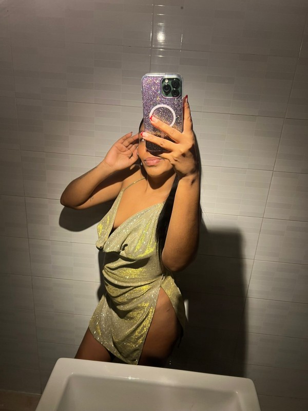 Sexy implicada complaciente en (torrassa)