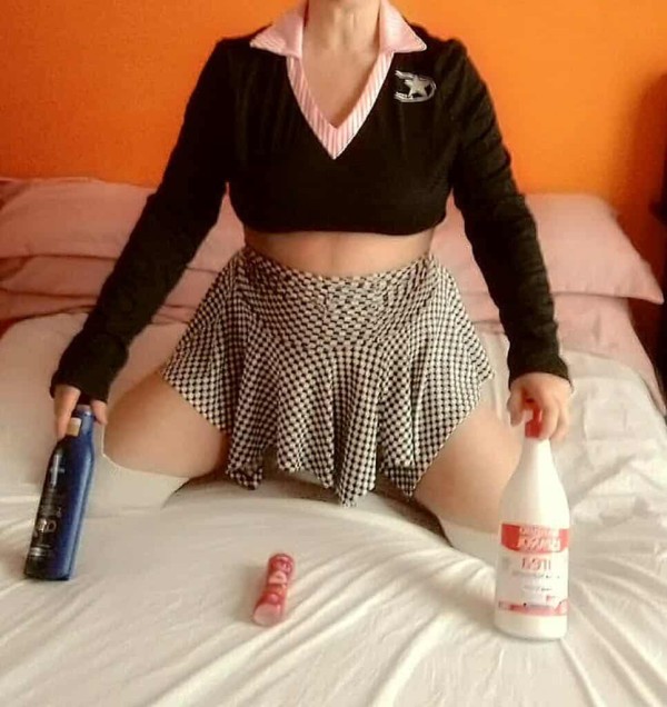 Madura ama de casa española.
