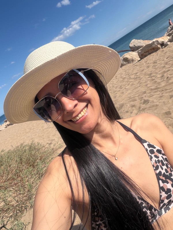 DULCE TRAVIESA Y JUGUETONA EN PUERTO SAG