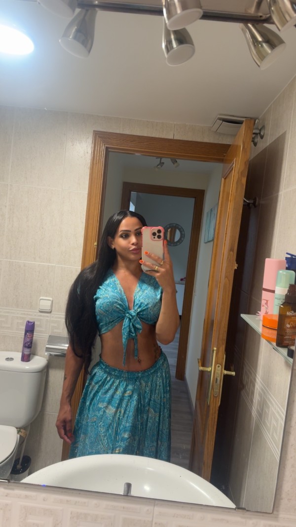 Bella morena hermosa brasileña Real