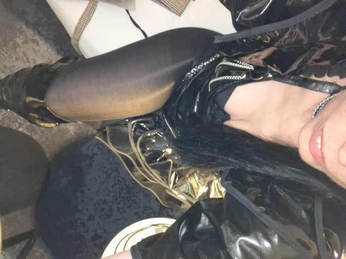 Exclusiva Dominatrix profesional FemDom Madrid