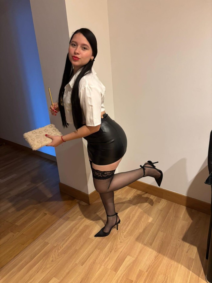 QUITAME MIS TANGUITAS CON LA BOCA EN MARBELLA