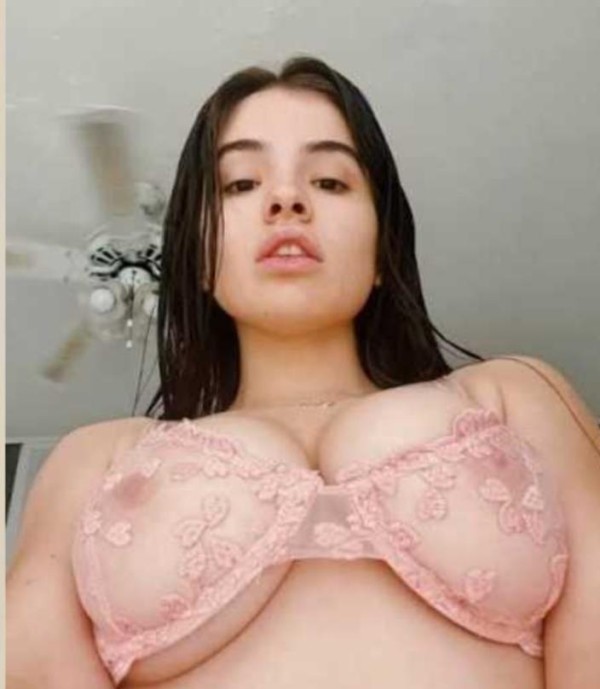 Rika y bella morena lista para ti
