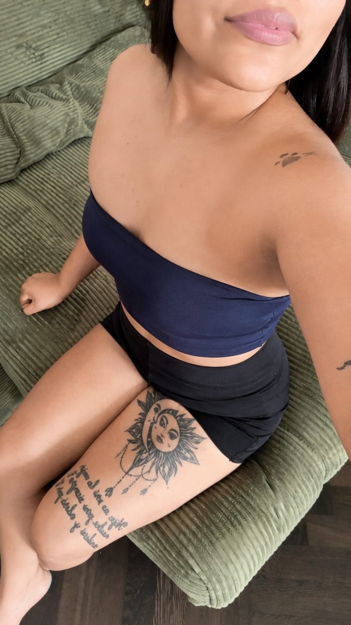VENEZOLANA LINDÍSIMA JOVENCITA 24 AÑOS NOVEDAD 24H