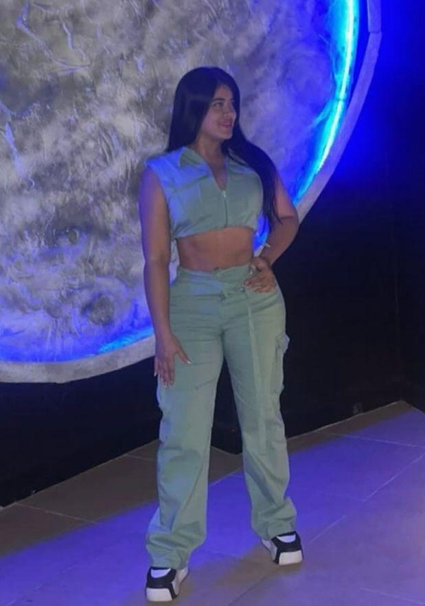 MUJER DELICIOSA FIESTERA COMPLACIENTE EN FERROL