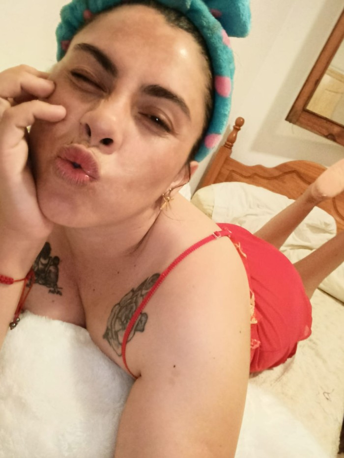 MUJER BRASILEÑA DELICIOSA SIN LIMITES AL PLACER